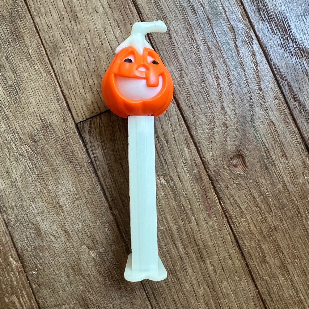 Vintage‎ PEZ Dispenser Halloween Pumpkin Jack O Lantern Candy Made in Hungary